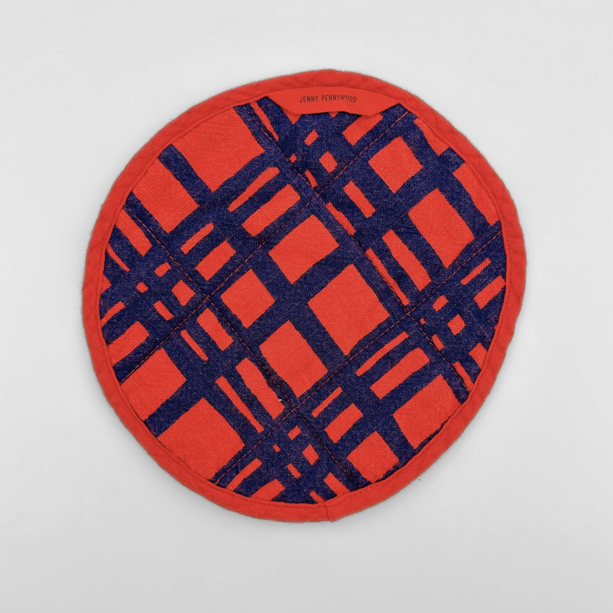 Circle Potholder - Darby - Midnight - Tomato