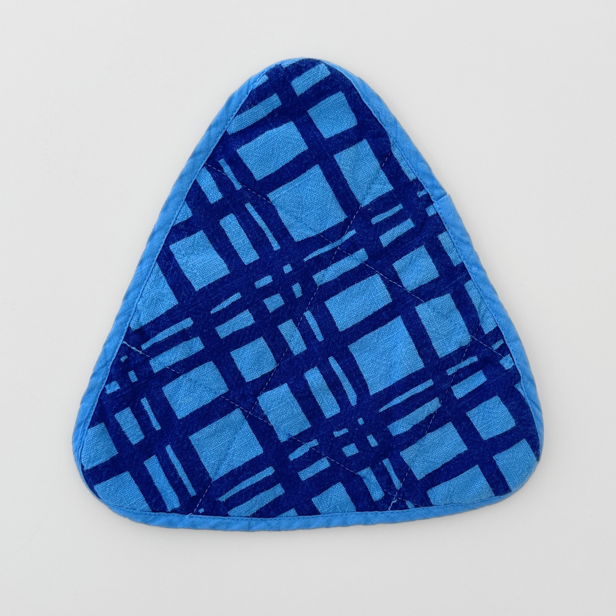 Triangle Potholder - Darby - Midnight - Electric Blue