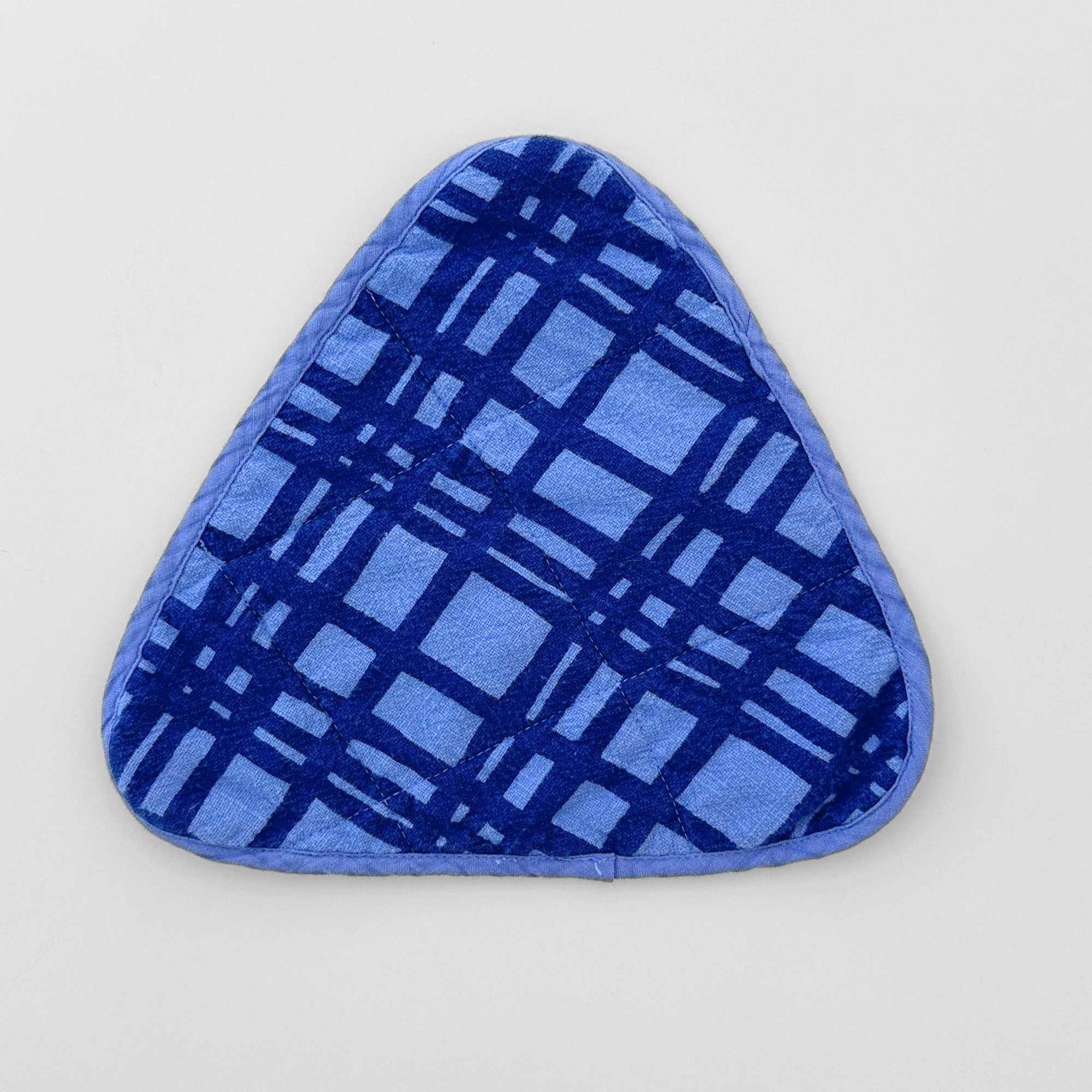 Triangle Potholder - Darby - Midnight - Periwinkle