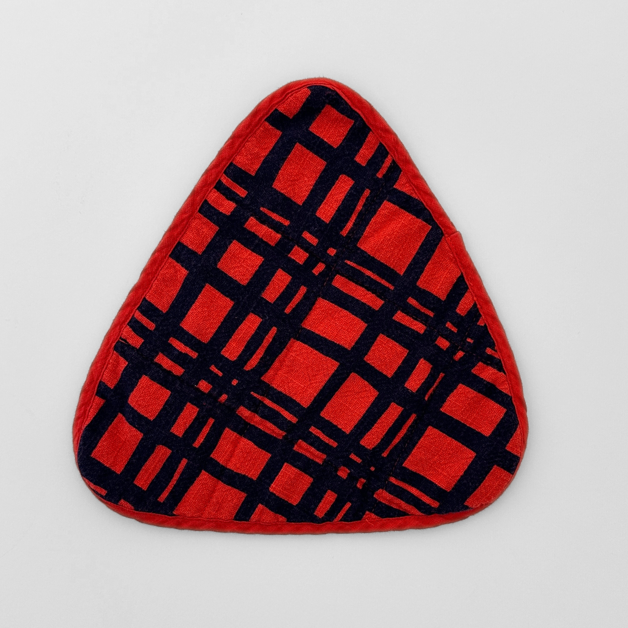 Triangle Potholder - Darby - Midnight - Tomato