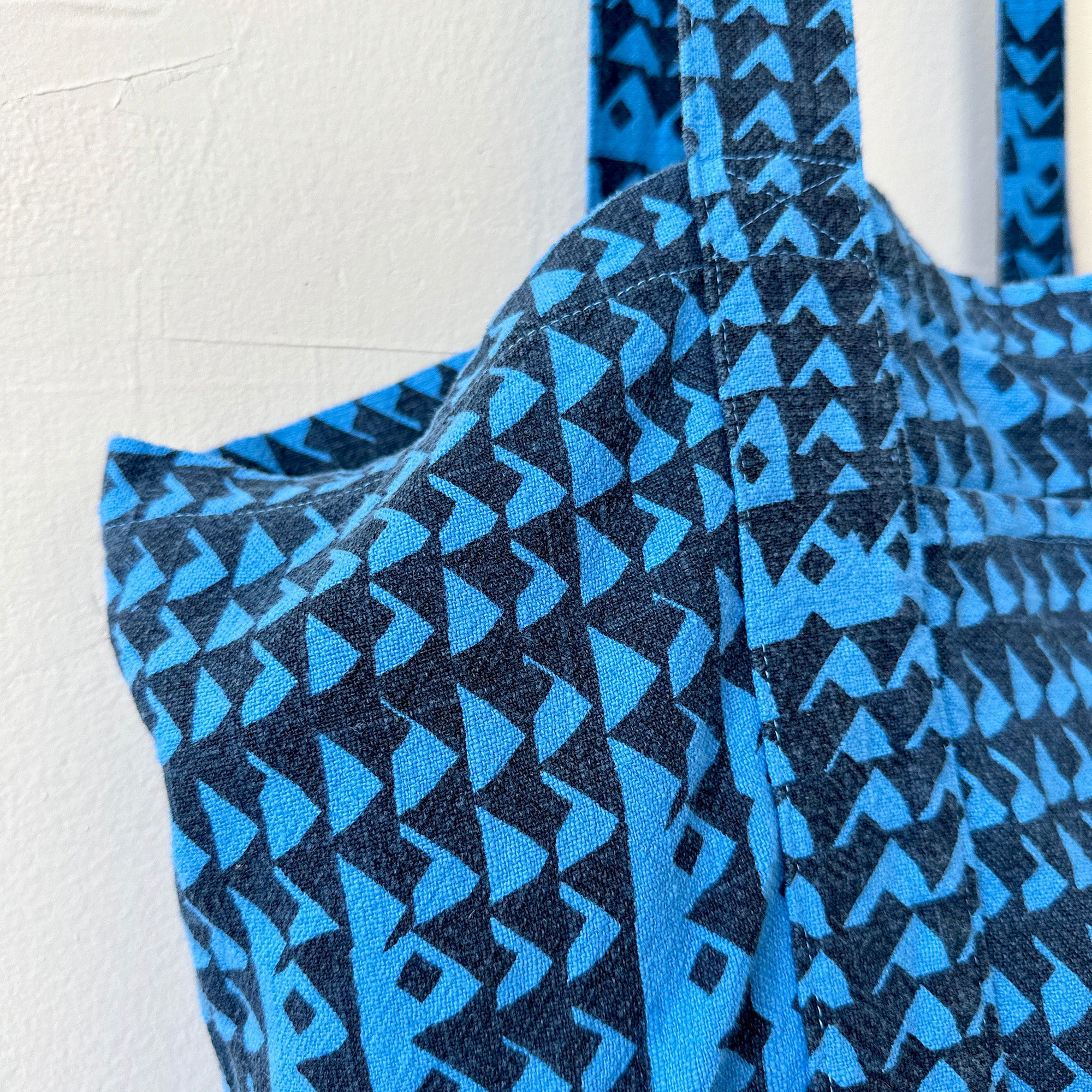 Big Sloppy Tote - Triangles - Midnight - Electric Blue